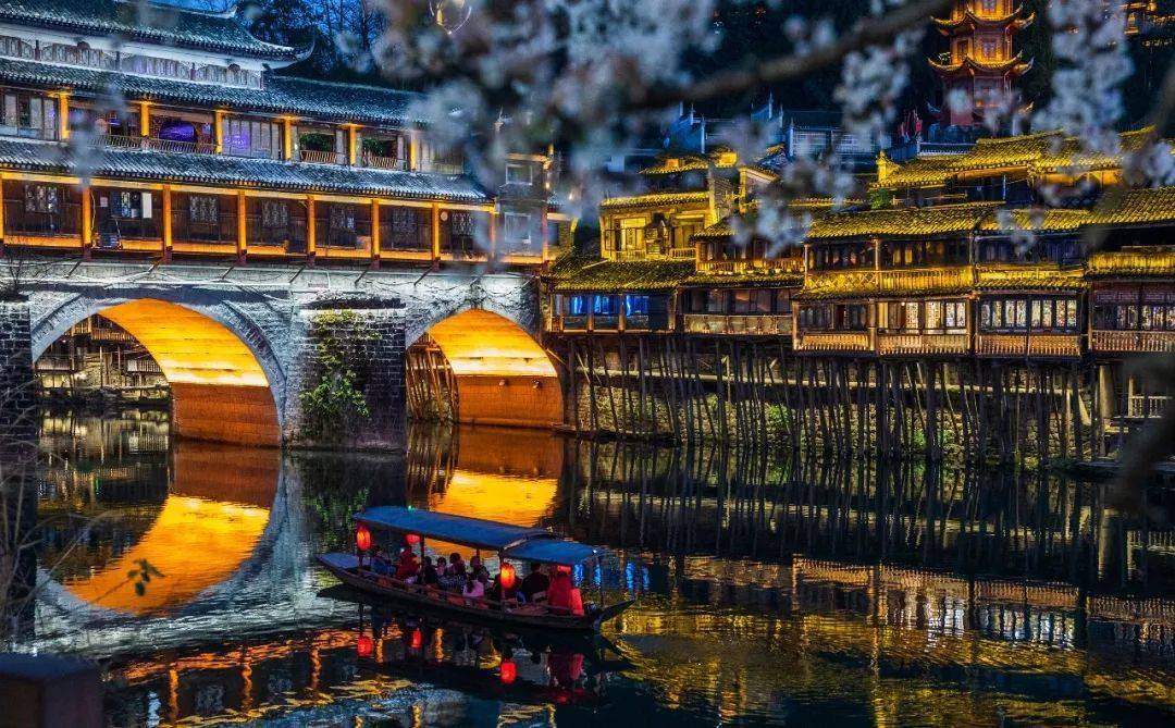 湖南，历史与现代交融，文化与美食的绚丽盛宴