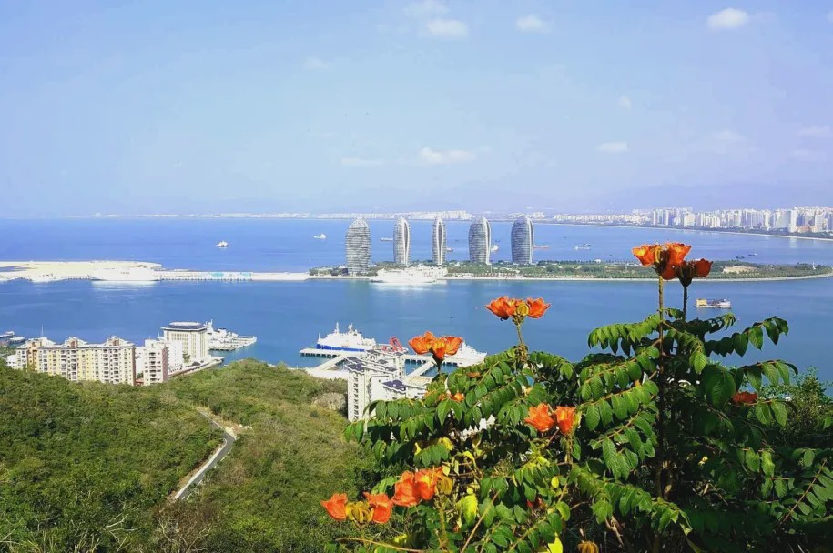 海南,中国的热带明珠瑰宝