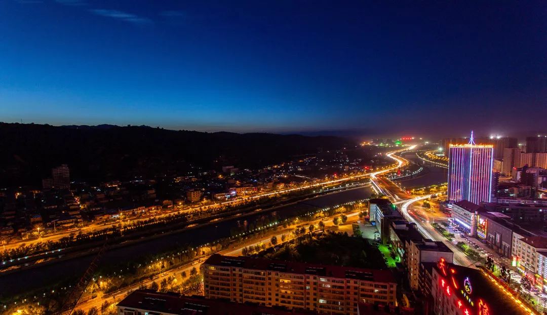 吕梁,历史与现代交响,探寻无尽魅力宝藏之旅